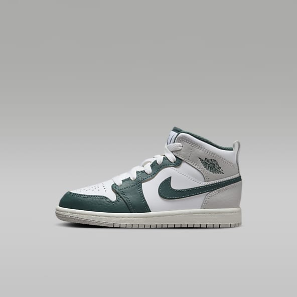 Boys Jordan 1 Shoes. Nike